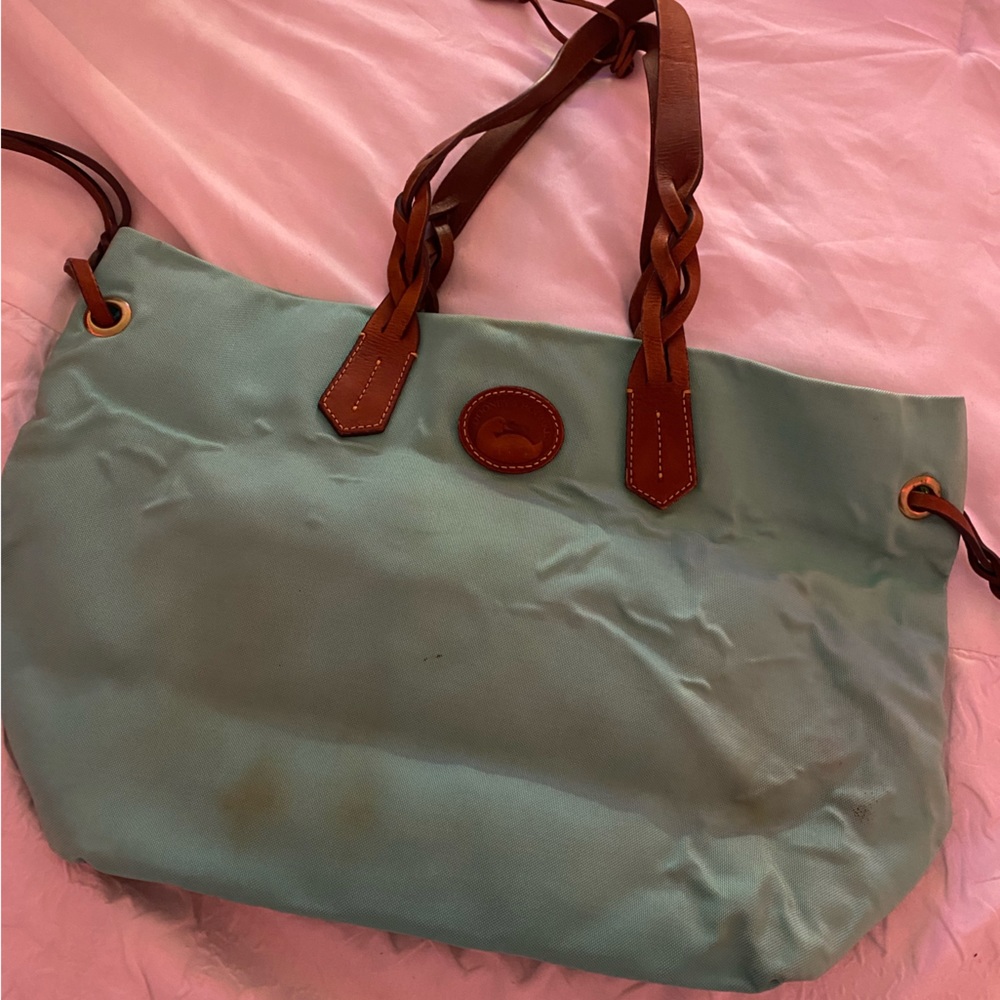 Dooney & Bourke